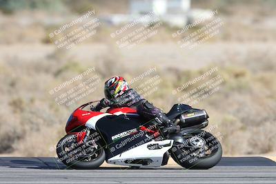 media/Nov-16-2025-Race Pace (Sun) [[8c5fa54630]]/Non Verified Riders (1st 20 Minutes)/4-Turn 16 (1116am)/